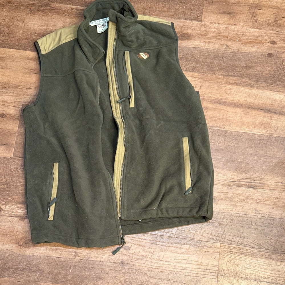 Mack’s prairie winds Green and Tan Fleece Vest